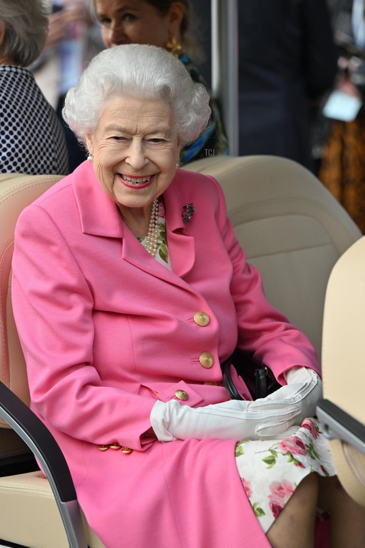 Britain's Queen Elizabeth II smiles during a visit to the 2022 RHS Chelsea Flower Show in London on May 23, 2022