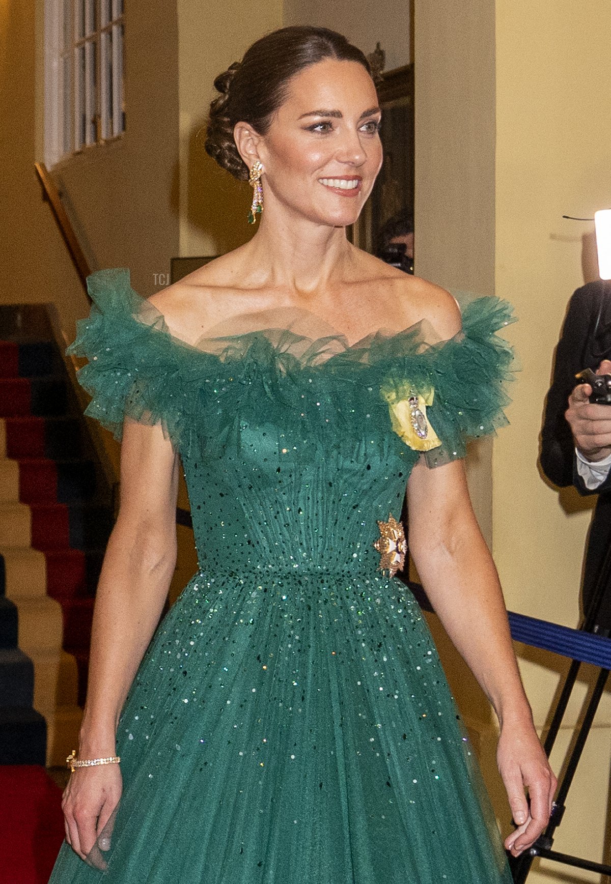 Catherine, Duchess of Cambridge at the dinner hosted by Patrick Allen, Governor General of Jamaica, at King's House, on March 23, 2022 in Kingston, Jamaica