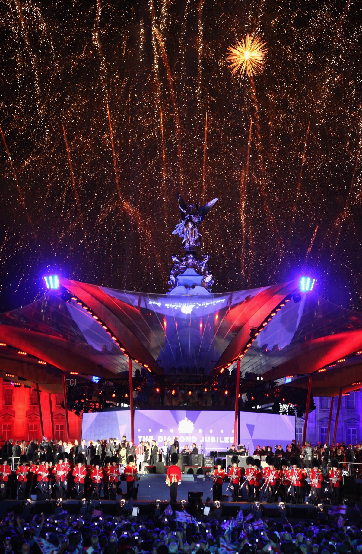 Fireworks illuminate the sky over Buckingham Palace and the Queen Victoria memorial after the Diamond Jubilee concert at Buckingham Palace on June 4, 2012 in London, England
