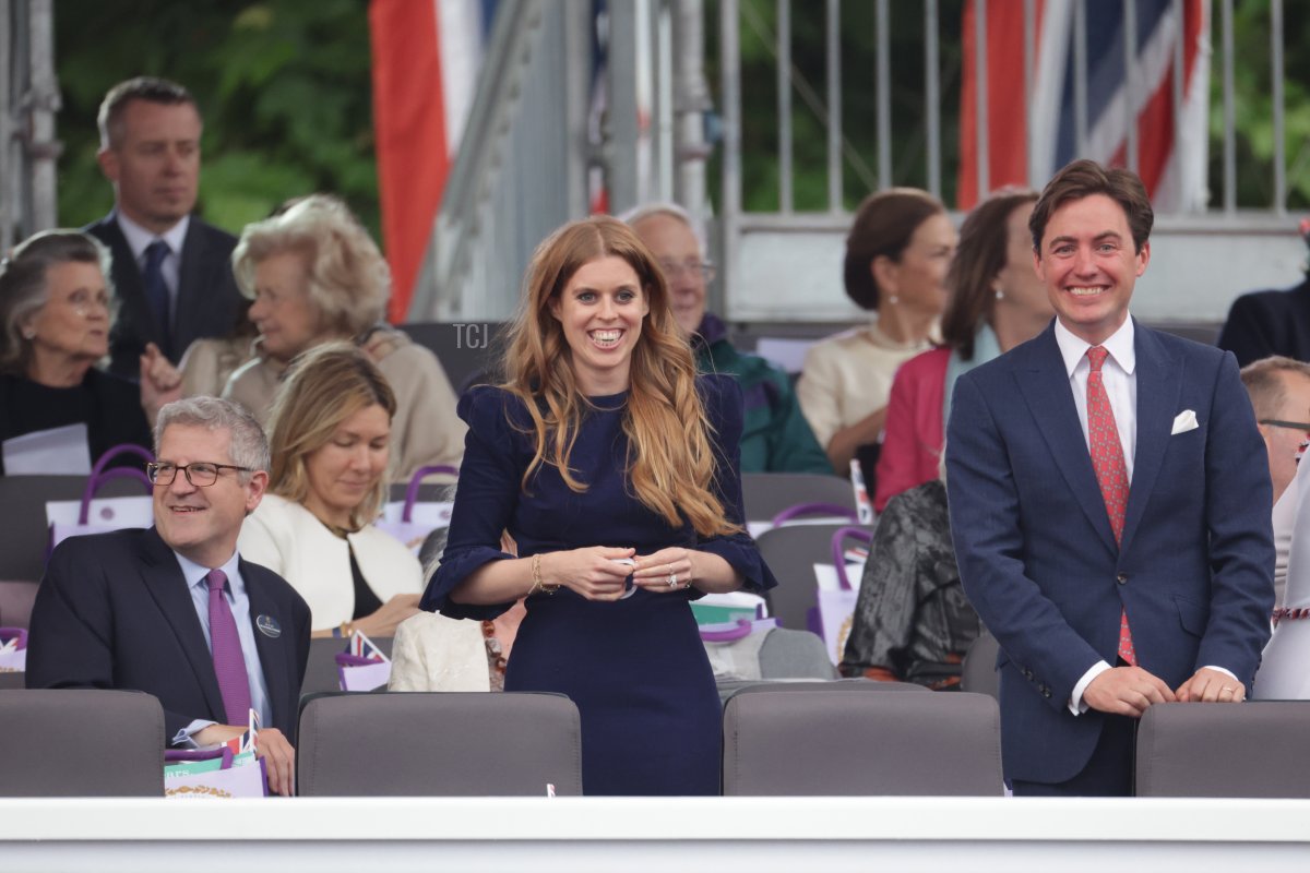 Princess Beatrice and Edoardo Mapelli Mozzi during the Platinum Party at the Palace in front of Buckingham Palace on June 04, 2022 in London, England