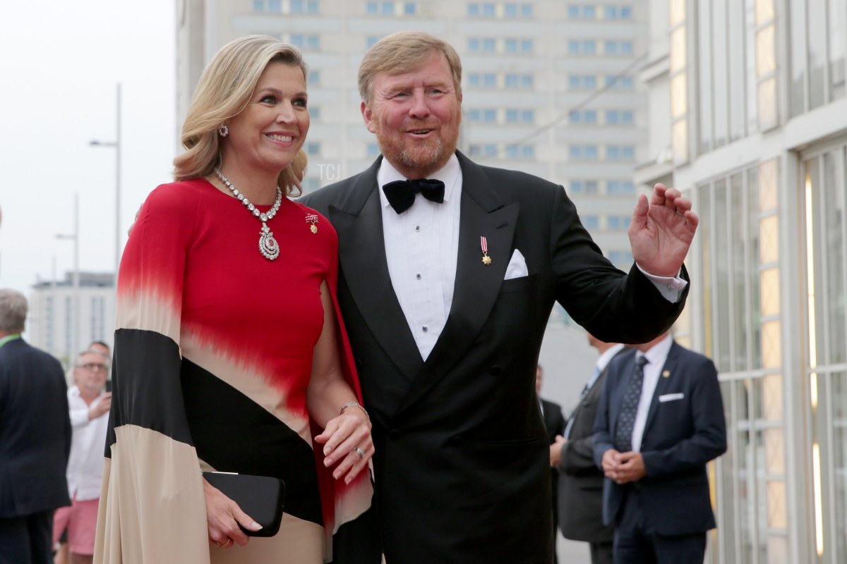 Queen Maxima of The Netherlands and King Willem-Alexander of The Netherlands arrive for a meeting with the Dutch chamber choir at Konzerthaus concert hall on June 28, 2022 in Vienna, Austria