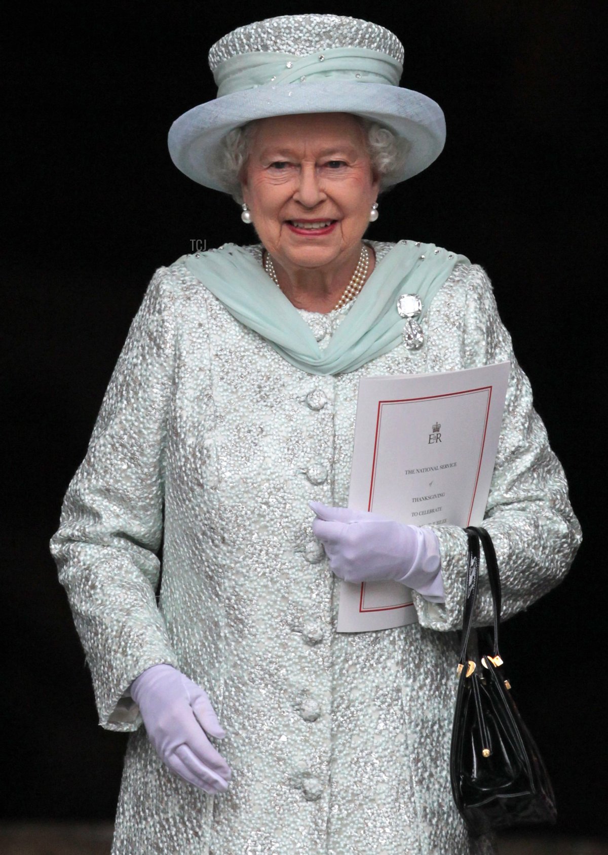 Queen Elizabeth II leaves a Service Of Thanksgiving at St Paul's Cathedral on June 5, 2012 in London, England