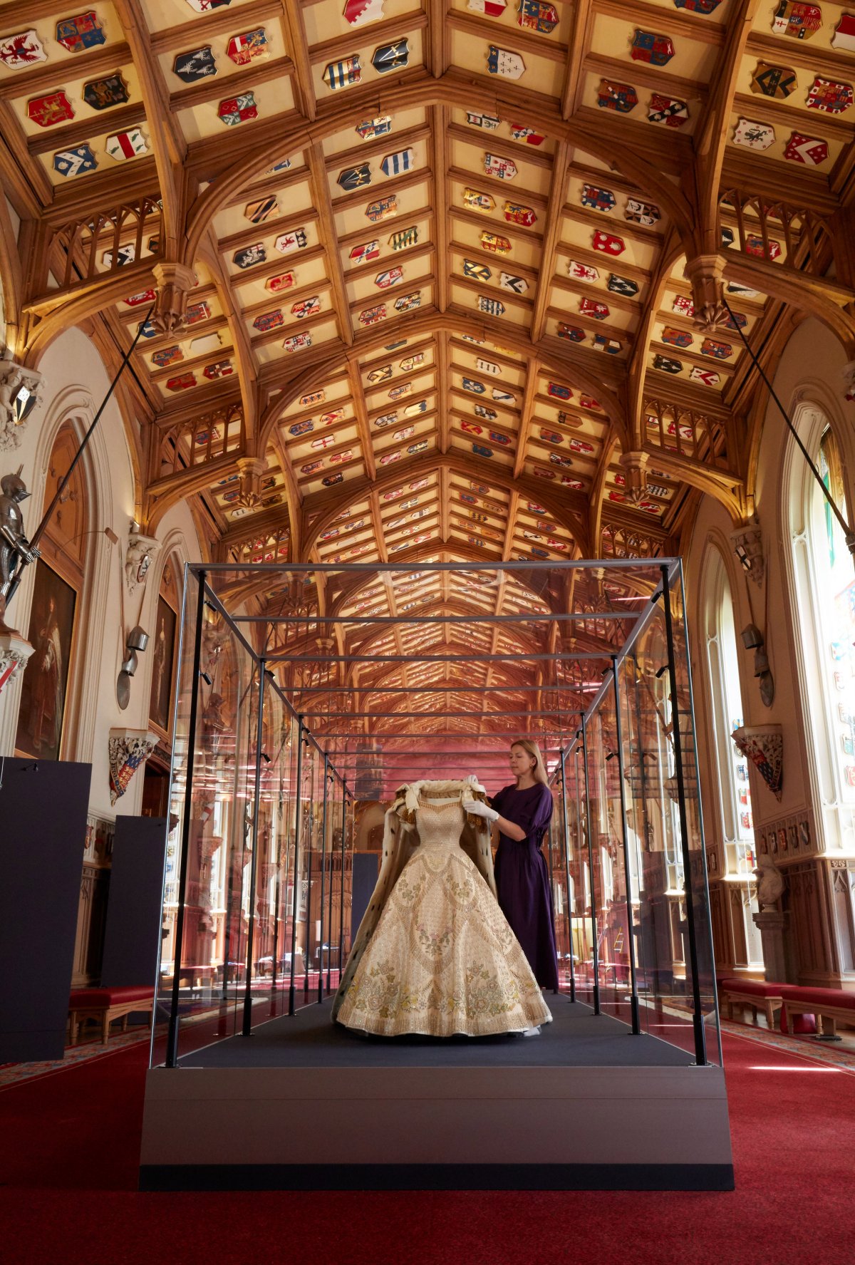 Royal Jewels: A Platinum Jubilee Celebration