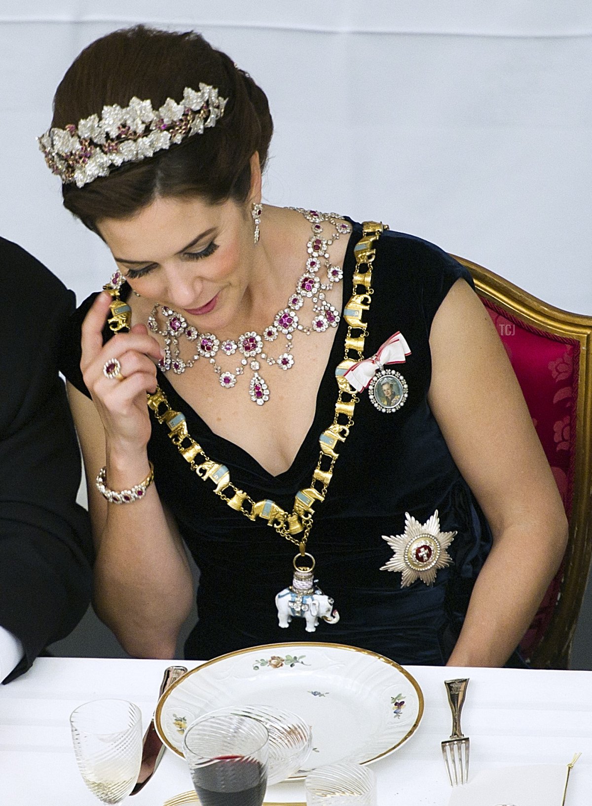 Crown Princess Mary of Denmark attends a Gala Dinner to celebrate Queen Margrethe II of Denmark's 40 years on the throne at Christiansborg Palace Chapel on January 15, 2012 in Copenhagen, Denmark