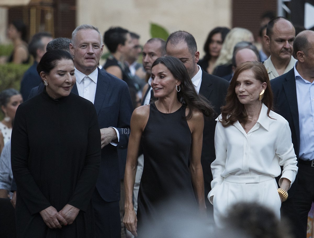 French actress Isabelle Huppert (R), Spanish Queen Letizia (C) and Serbian Artist Marina Abramovic (L) arrive at the closing ceremony of the 12th edition of the Atlantida Mallorca Film Festival in Palma de Mallorca on July 31, 2022