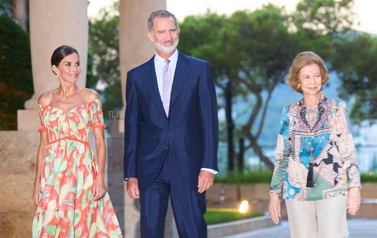 King Felipe VI of Spain, Queen Letizia of Spain, The former Queen Sofia attend a reception to the authorities at Marivent Palace on August 4, 2022 in Palma, Spain