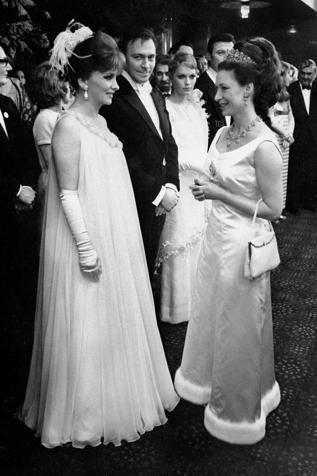 Princess Margaret, Countess of Snowdon (r) meets Italian actress Gina Lollobrigida in the foyer of the Odean Theatre, Leicester Square, London, at the royal film performance of "The Taming of the Shrew"