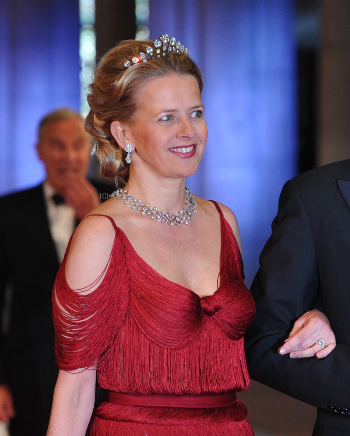Princess Mabel of Orange-Nassau poses on April 29, 2013 as she arrives to attend a dinner at the National Museum (Rijksmuseum) in Amsterdam hosted by Queen Beatrix of the Netherlands on the eve of her abdication