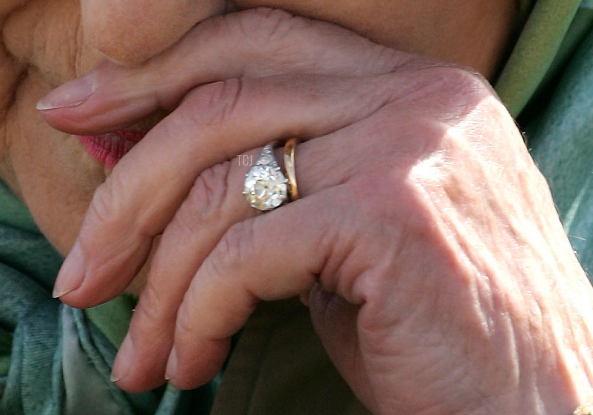 Queen Elizabeth II tours stalls during the Royal windsor Horseshow on May 11, 2007 in Windsor, England