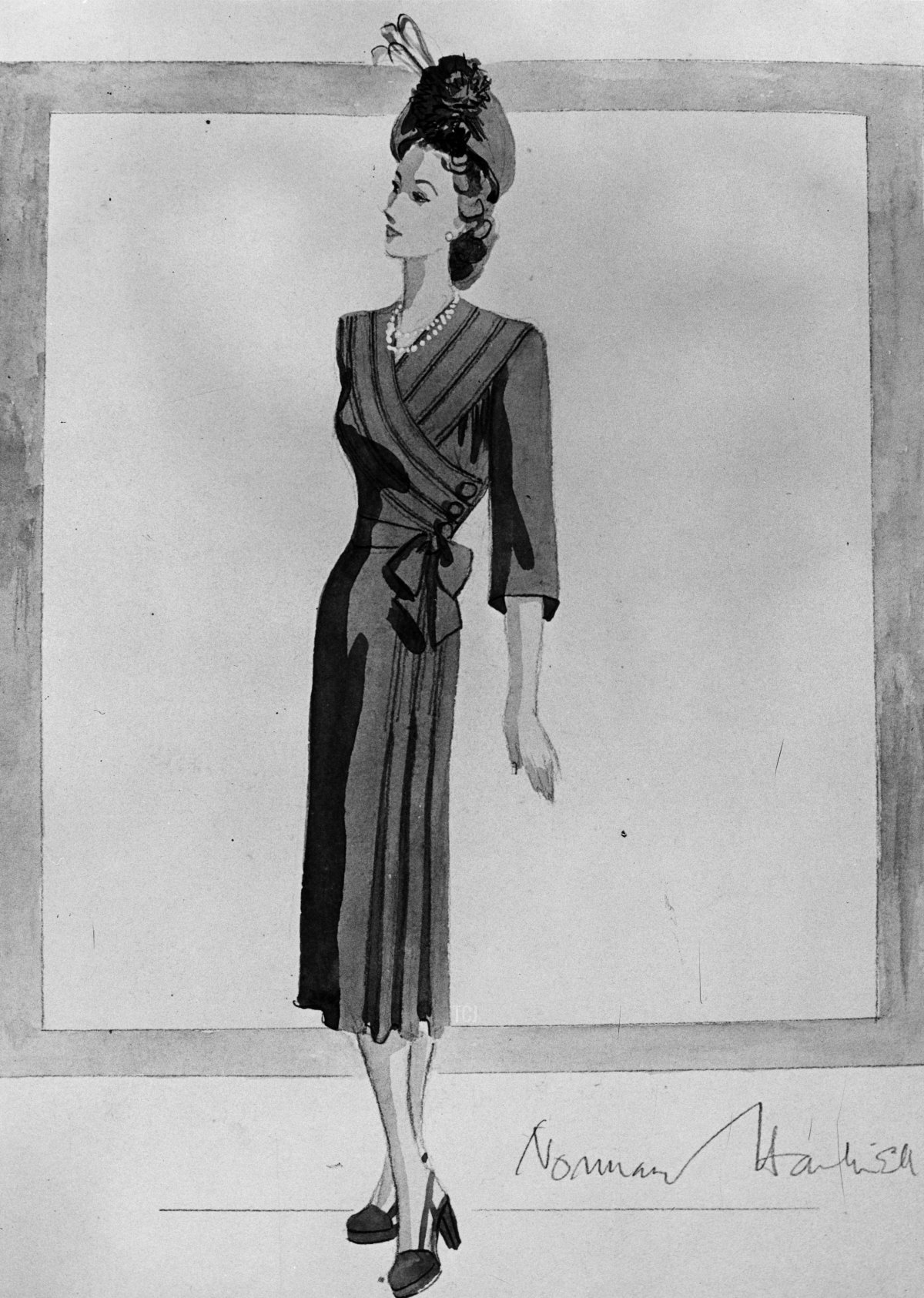Norman Hartnell's sketch of Princess Elizabeth's going-away dress