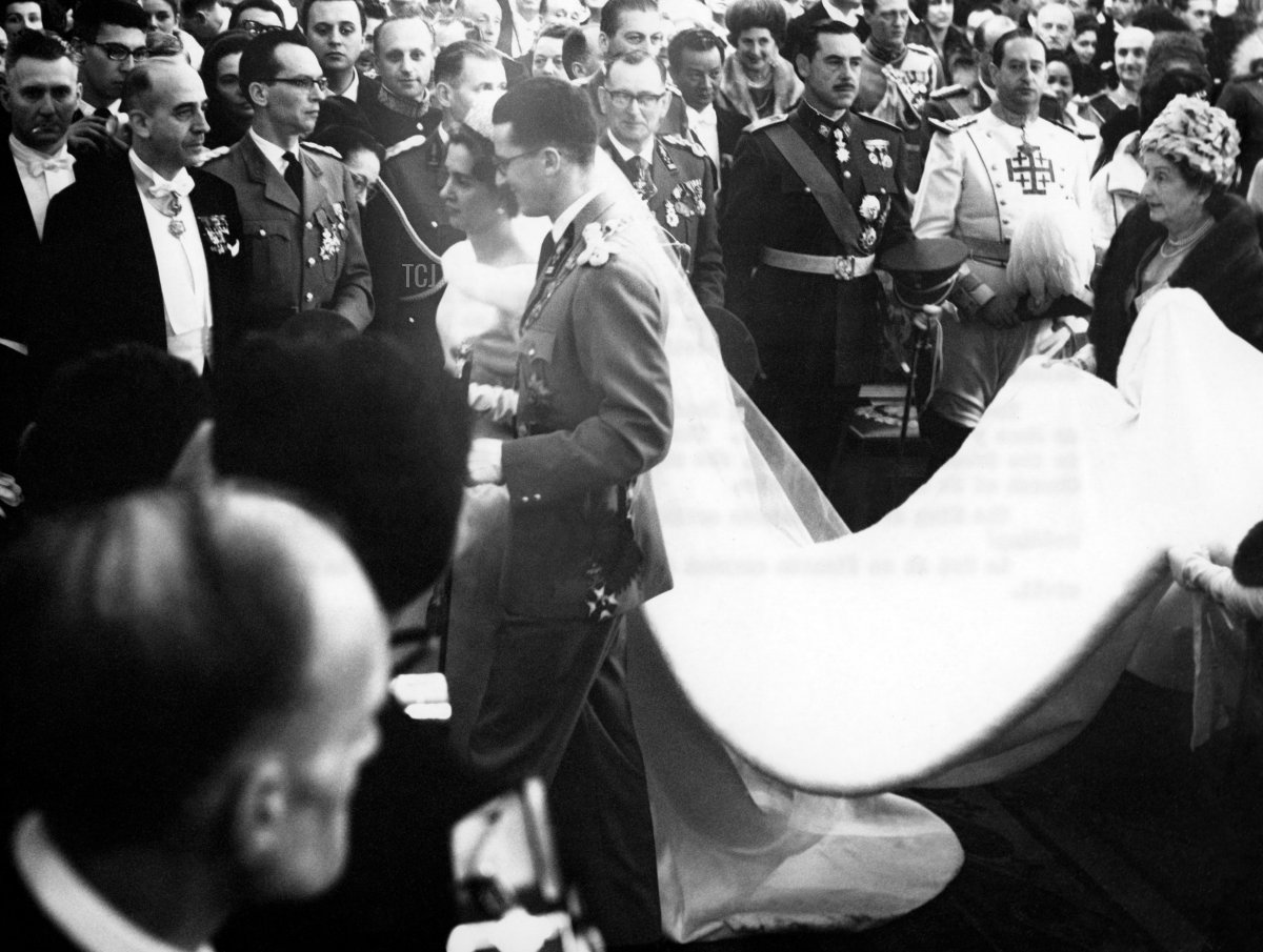 Picture taken on December 15, 1960 of Queen Fabiola and King Baudouin of belgium during their wedding ceremony at the Brussels Royal Palace