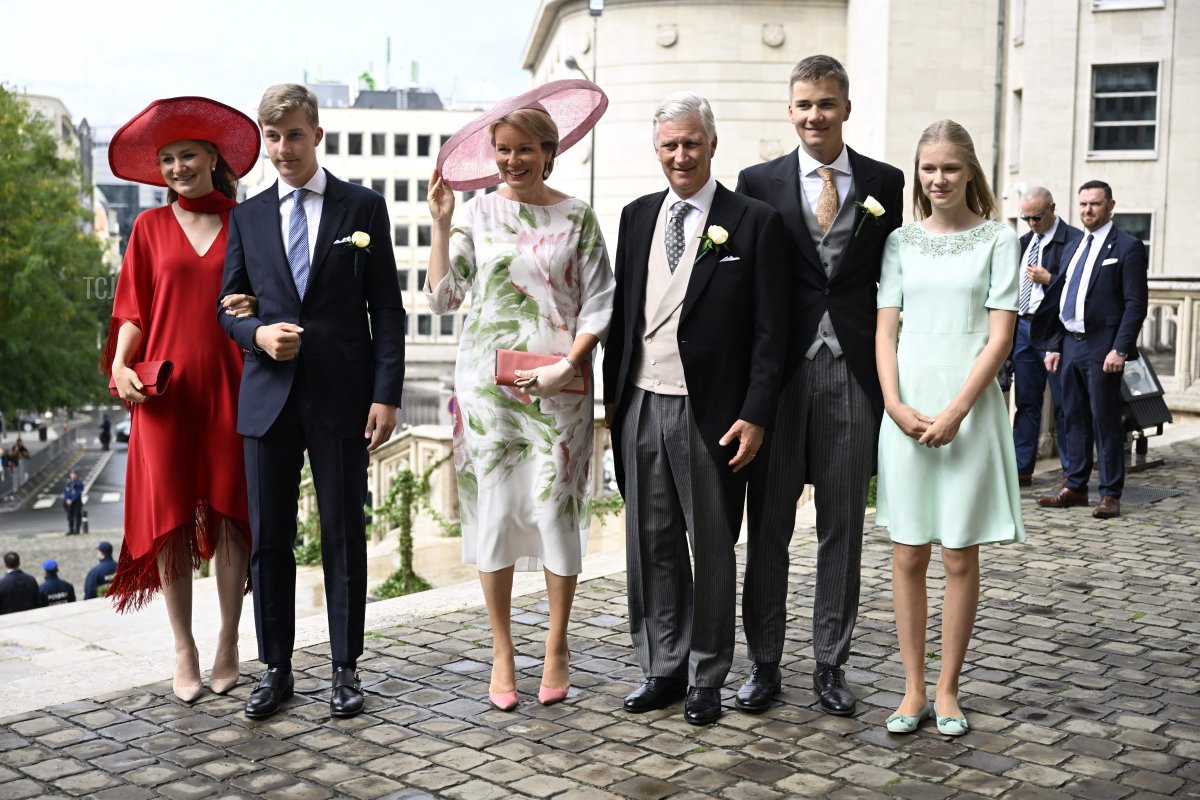 Members of Belgium Royal Familly (L to R), Crown Princess Elisabeth, Prince Emmanuel, Queen Mathilde, King Philippe, Prince Gabriel, and Princess Eleonore arrive to the wedding ceremony of Princess Maria-Laura of Belgium and William Isvy, at Saint Michael and Saint Gudula Cathedral in Brussels on September 10, 2022
