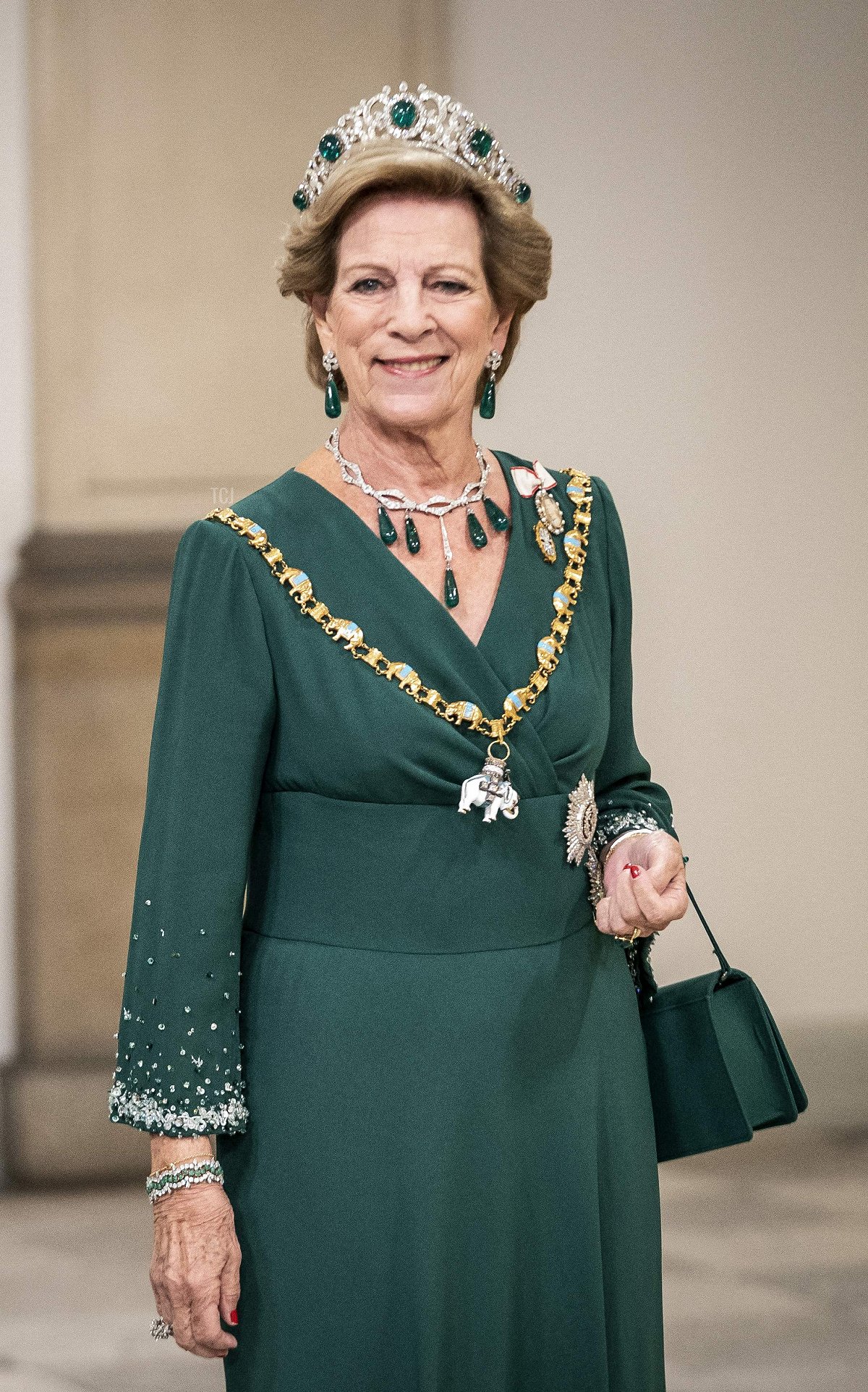 Princess Benedikte of Denmark (L) and Queen Anne-Marie of Greece arrive at the gala banquet at Christiansborg Palace Sunday September 11, 2022