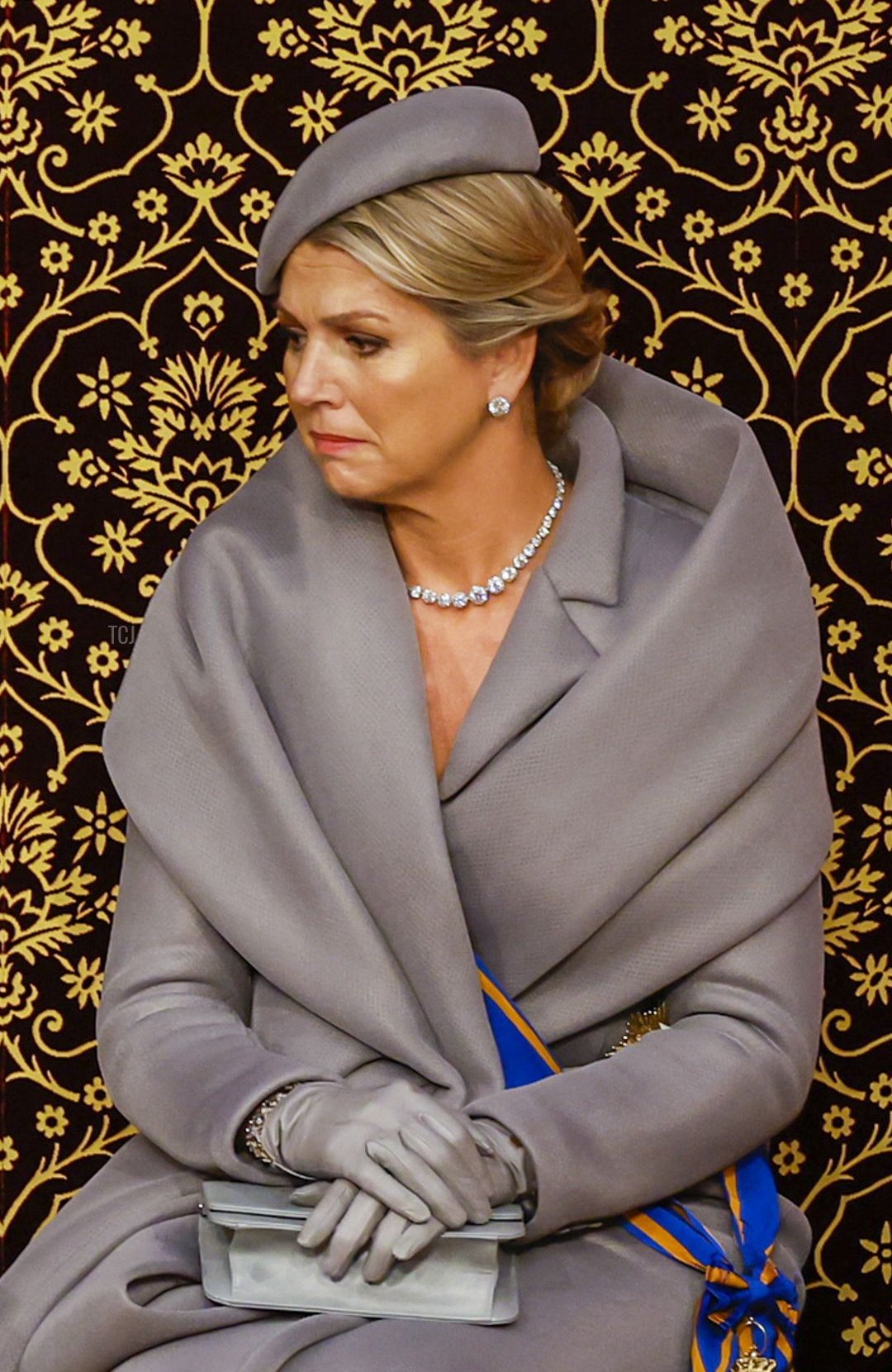 Netherlands' King Willem-Alexander (L) delivers his Speech as Queen Maxima sits next to him during the Prince Day ceremony at the Royal Theater, known as Koninklijke Schouwburg, in The Hague on September 20, 2022