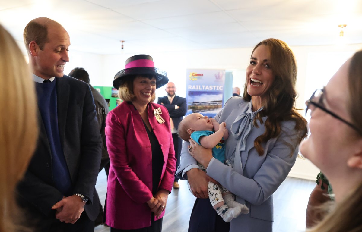 Prince William, Prince of Wales and Catherine, Princess of Wales with Vice Lord Lieutenant of County Antrim, Miranda Gordon, during a visit to Carrick Connect, a youth charity based in Carrickfergus which offers support services to local young people experiencing social or emotional difficulties, as part of a visit to Northern Ireland, on October 6, 2022 in Belfast, Northern Ireland