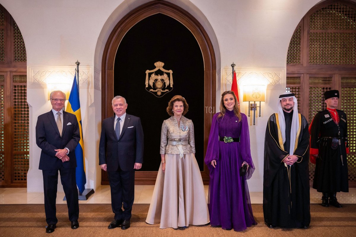 King Abdullah II and Queen Rania of Jordan and their son Crown Prince Al Hussein, receive King Carl XVI Gustaf and Queen Silvia of Sweden for a State dinner at the Royal Palace, in Amman, Jordan, on November 15, 2022
