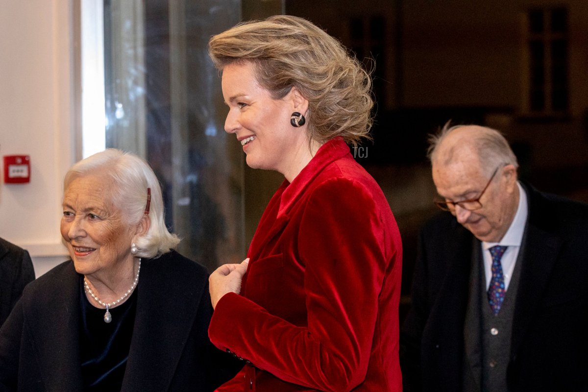 Queen Paola of Belgium (L), Queen Mathilde of Belgium (C) and King Albert II of Belgium attend an award ceremony of Missing Children Europe organisation in Brussels on November 15, 2022