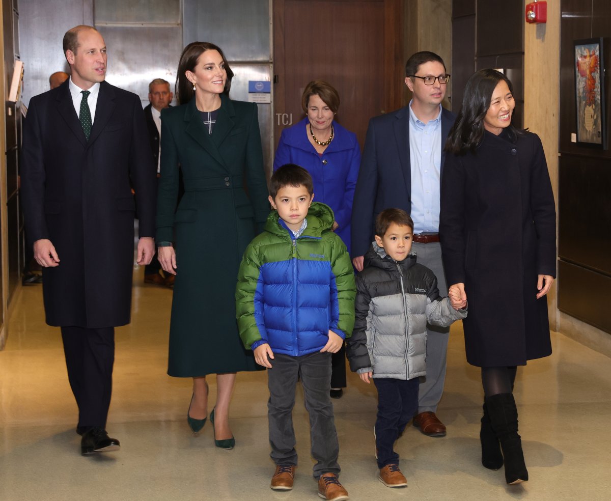 Prince William, Prince of Wales and Catherine, Princess of Wales pose with Mayor Michelle Wu and Conor Pewarski to kick off Earthshot celebrations by lighting up Boston at Speaker’s Corner by City Hall on November 30, 2022 in Boston, Massachusetts