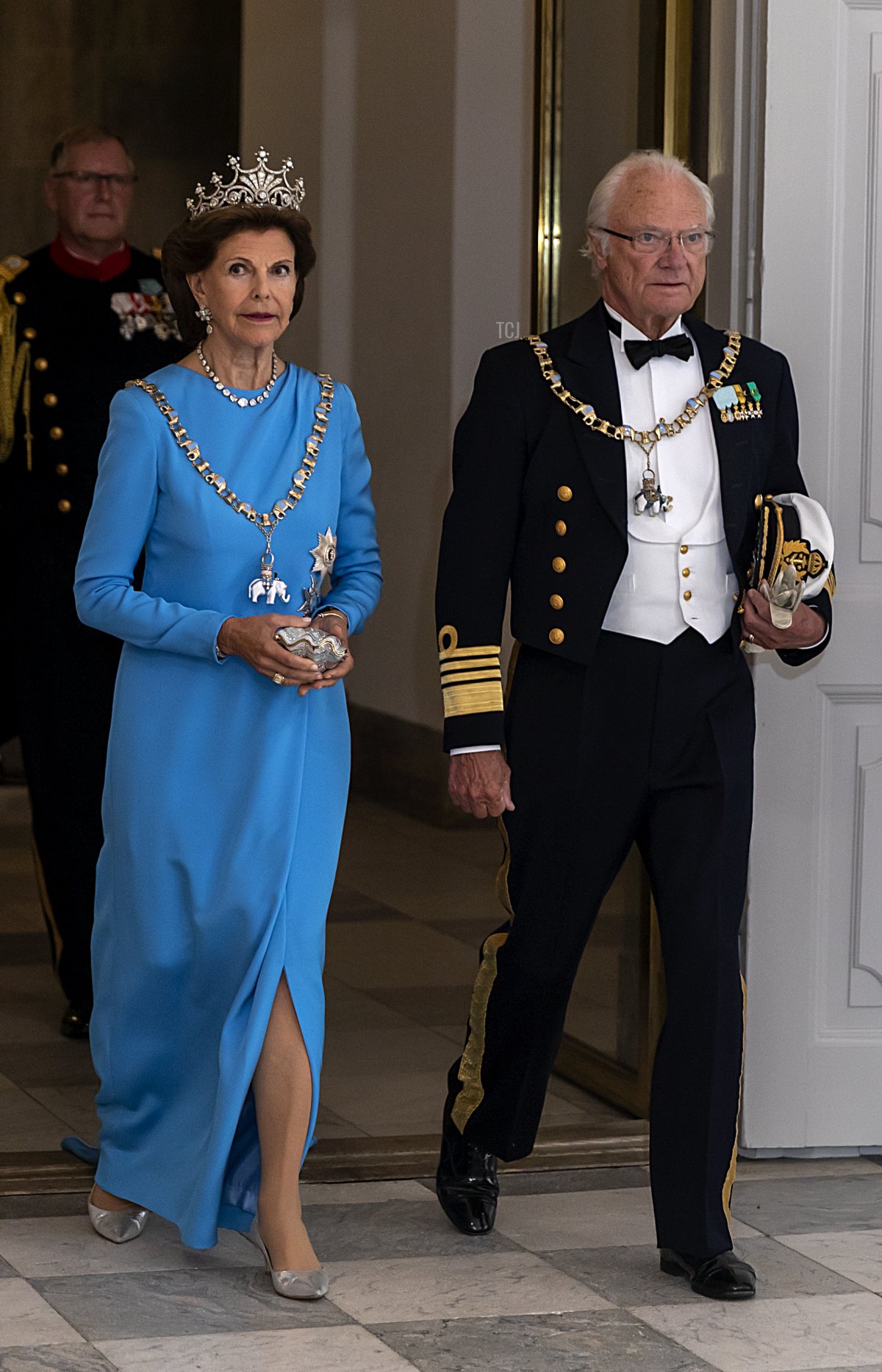 King Carl XVI Gustaf and Queen Silvia of Sweden arrive at Christiansborg Palace to attend a gala dinner on the occasion of the Golden Jubilee of Queen Margrethe II of Denmark, on September 11, 2022 in Copenhagen (Ole Jensen/Getty Images)