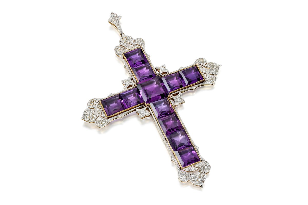 Amethyst and diamond pendant, circa 1920 (Sotheby's)