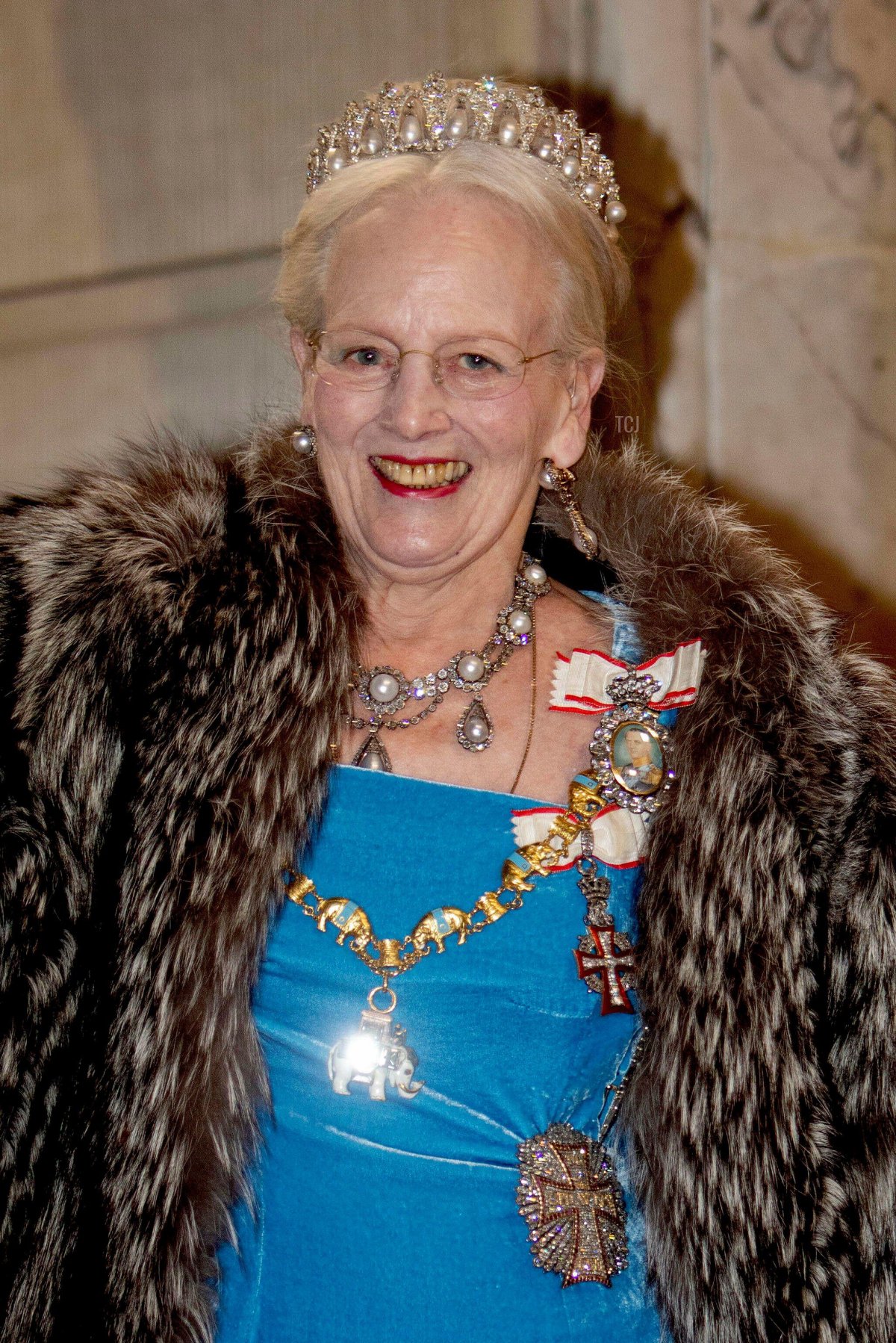 Queen Margrethe II of Denmark arrives at Amalienborg Palace in Copenhagen, on January 01, 2023, to attend the New Years reception (Albert Nieboer/DPA Picture Alliance/Alamy)