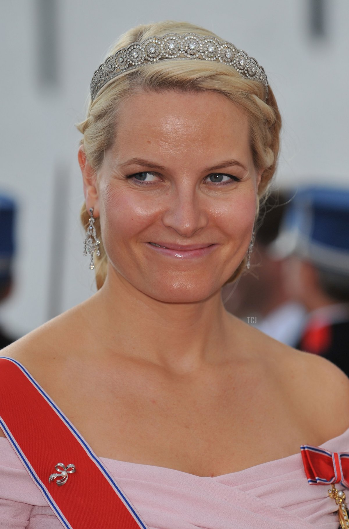 Crown Princess Mette-Marit of Norway departs after she attended the wedding between Prince Joachim of Denmark and Princess Marie of Denmark, Countess of Monpezat, at the Mogeltonder church on May 24, 2008 in Mogeltonder, Denmark (Pascal Le Segretain/Getty Images)