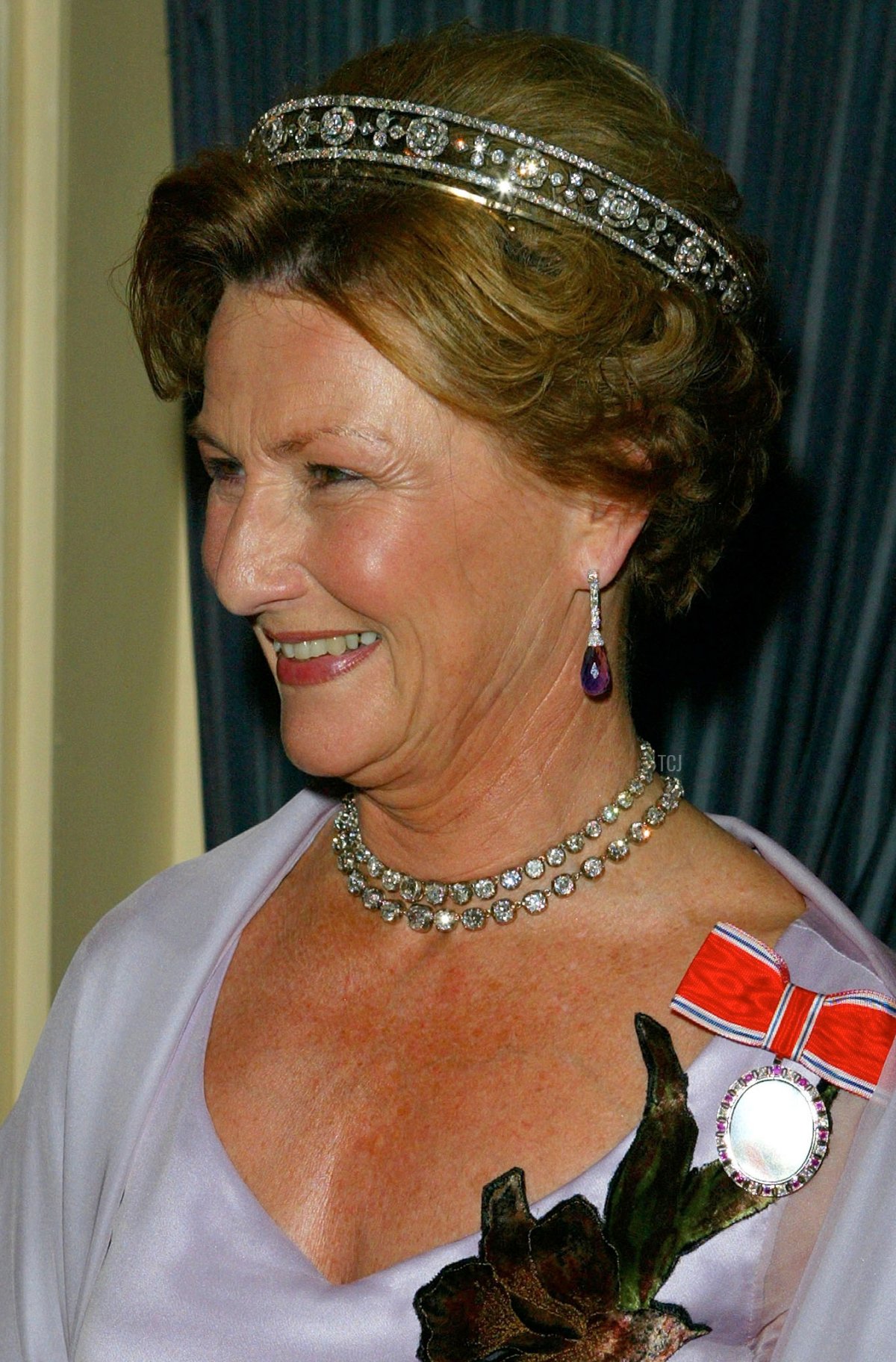 Queen Sonja of Norway attends the American-Scandinavian Foundation's annual gala dinner-dance on October 15, 2002, in New York City (Matthew Peyton/Getty Images)