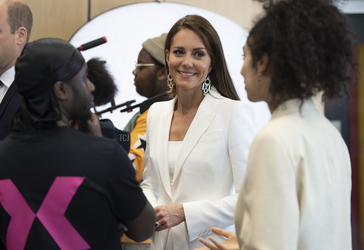 Catherine, Duchess of Cambridge speaks with participants during a visit to the ELEVATE initiative at Brixton House on June 22, 2022 in London, England (Eddie Mulholland - WPA Pool/Getty Images)