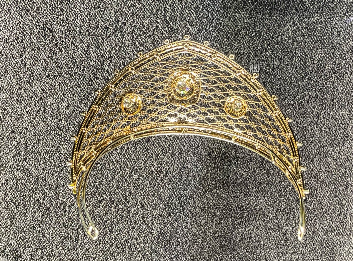 Crown Princess Cecilie’s Fabergé Tiara, displayed as part of Sotheby's Platinum Jubilee Exhibition in London, June 2022 (Raymond Janis)