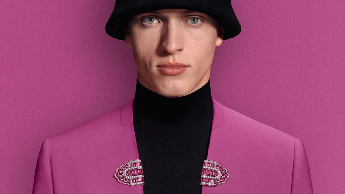 "Mega Pink" from Boucheron's "Like a Queen" collection, 2023 (Boucheron)