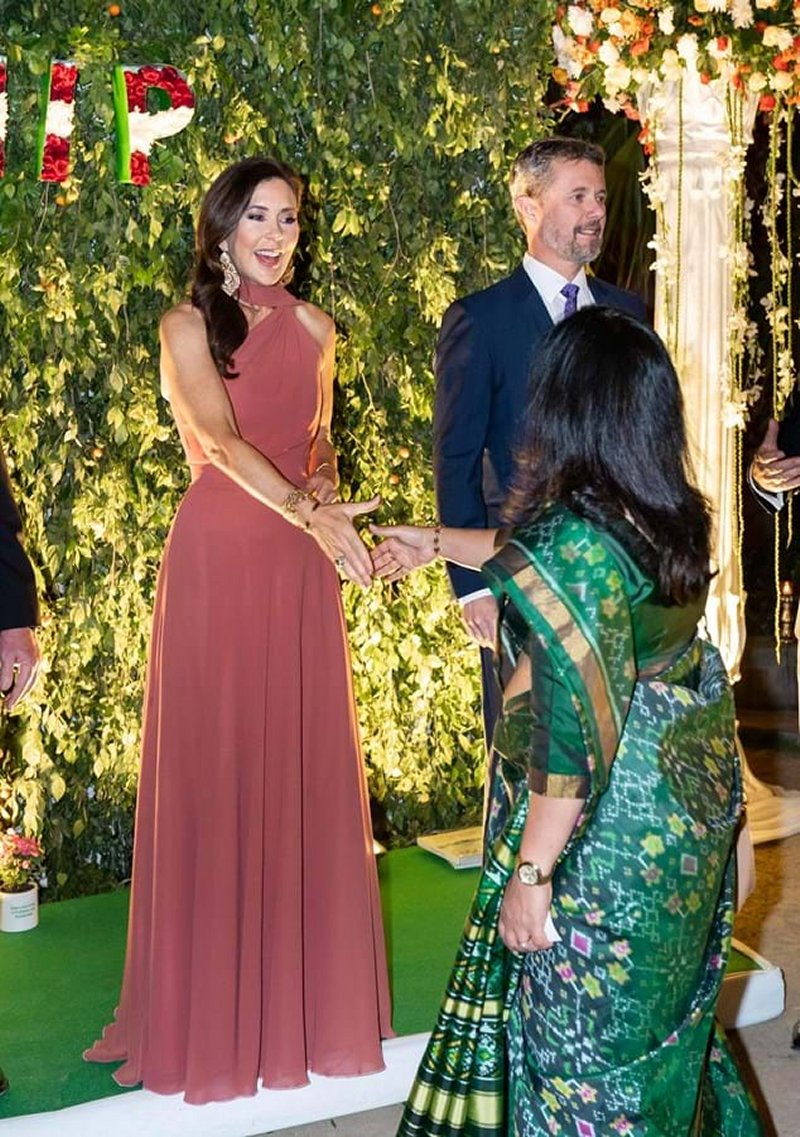 Crown Prince Frederik and Crown Princess Mary of Denmark attend a gala dinner in New Delhi celebrating the diplomatic relations between Denmark and India on February 27, 2023 (Hanne Juul/Kongehuset)