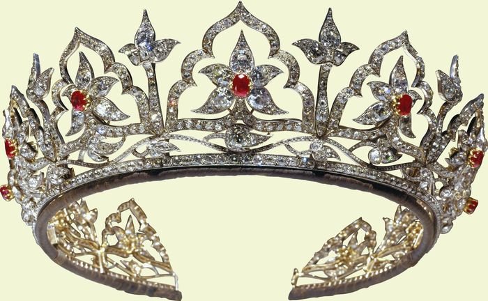 Queen Victoria's Indian Circlet (Royal Collection)