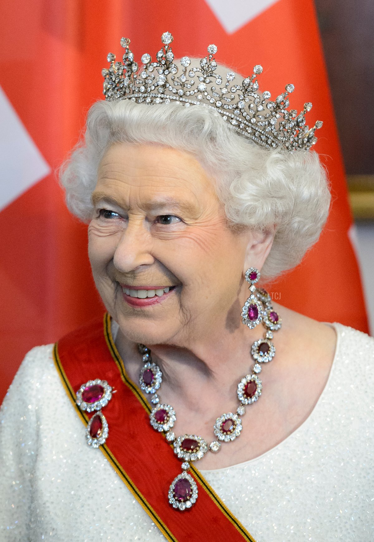 Queen Elizabeth II attends a state banquet on June 24, 2015 in Berlin, Germany (Michael Ukas - Pool /Getty Images)