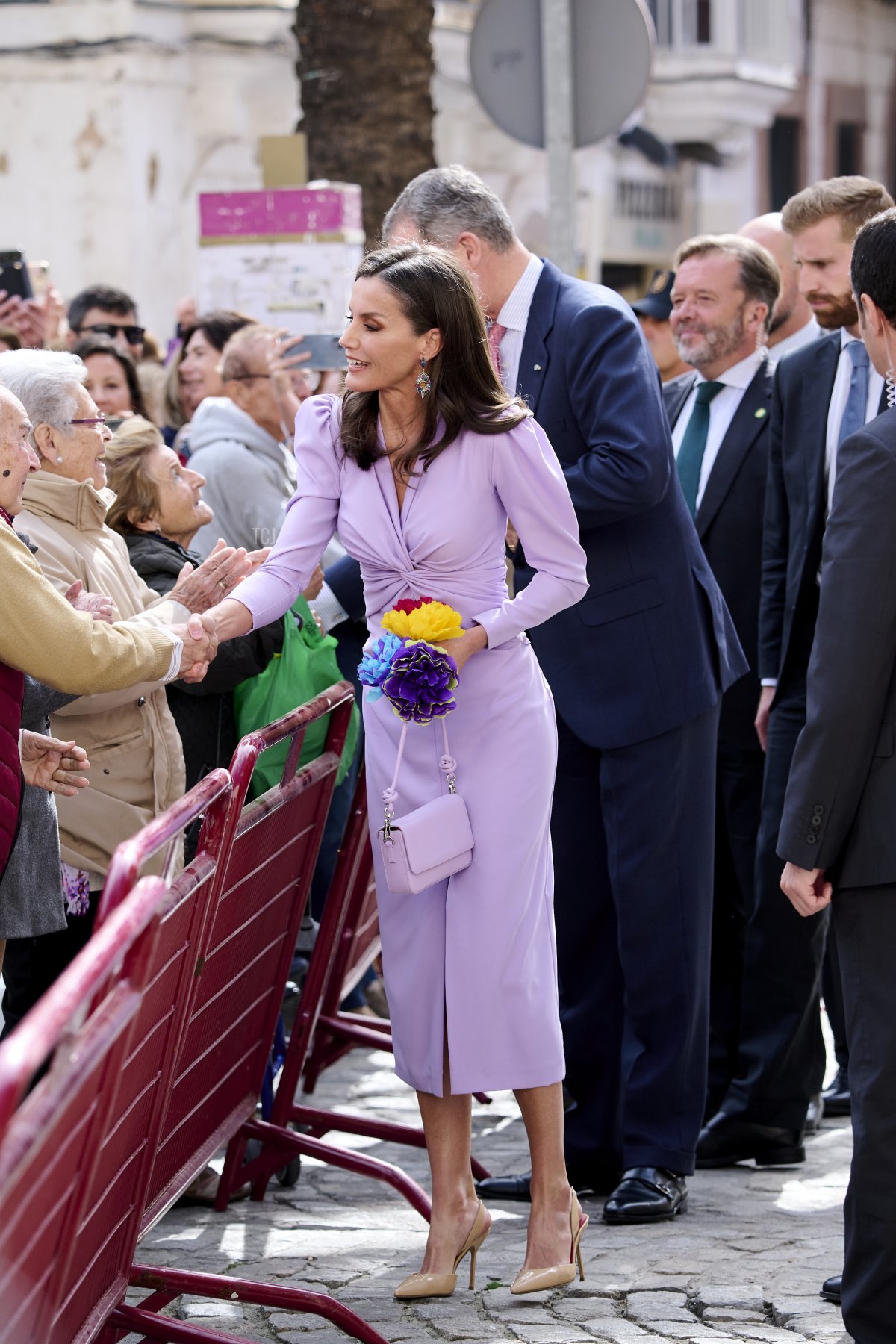 King Felipe VI of Spain and Queen Letizia of Spain attend the IX International Congress of the Spanish Language at the Falla Theater on March 27, 2023 in Cadiz, Spain (Carlos Alvarez/Getty Images)