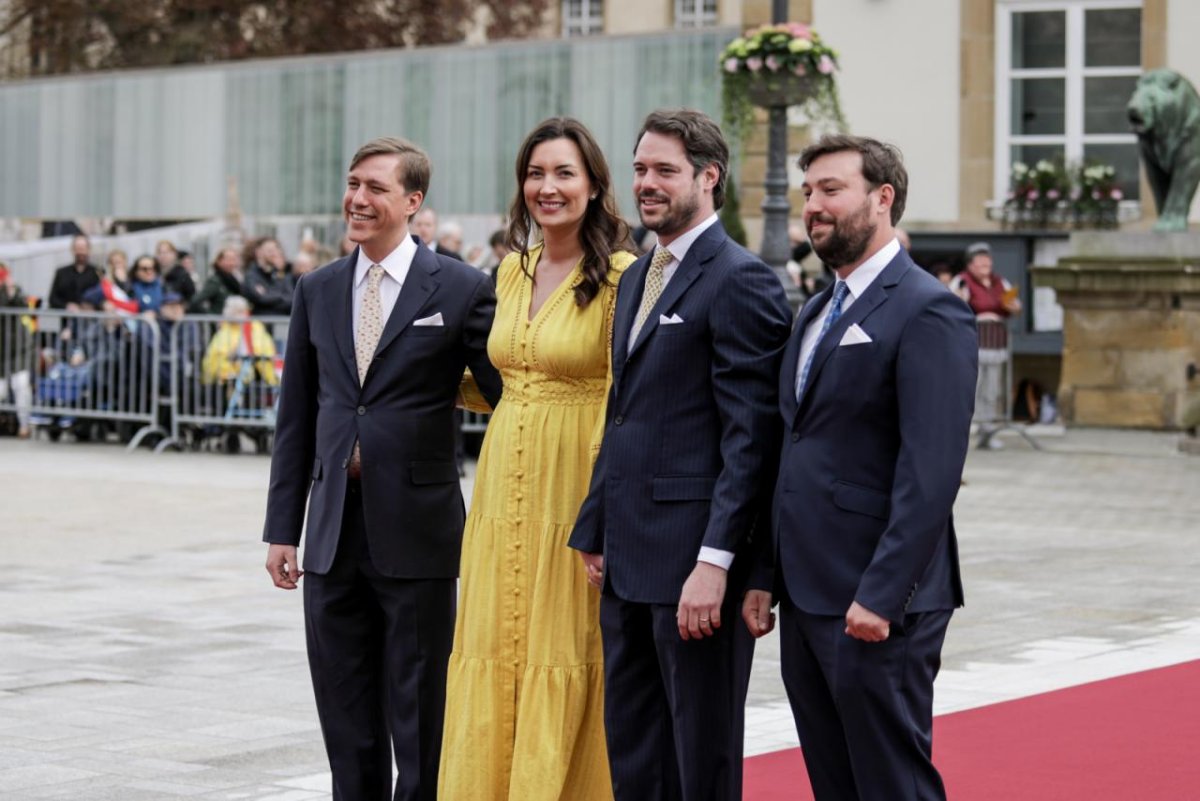 Prince Louis, Princess Claire, Prince Felix, and Prince Sebastien of Luxembourg arrive at the Hotel de Ville for Princess Alexandra and Nicolas Bagory's civil wedding ceremony on April 22, 2023 in Luxembourg (Kary Barthelmey/Grand-Ducal Court of Luxembourg)