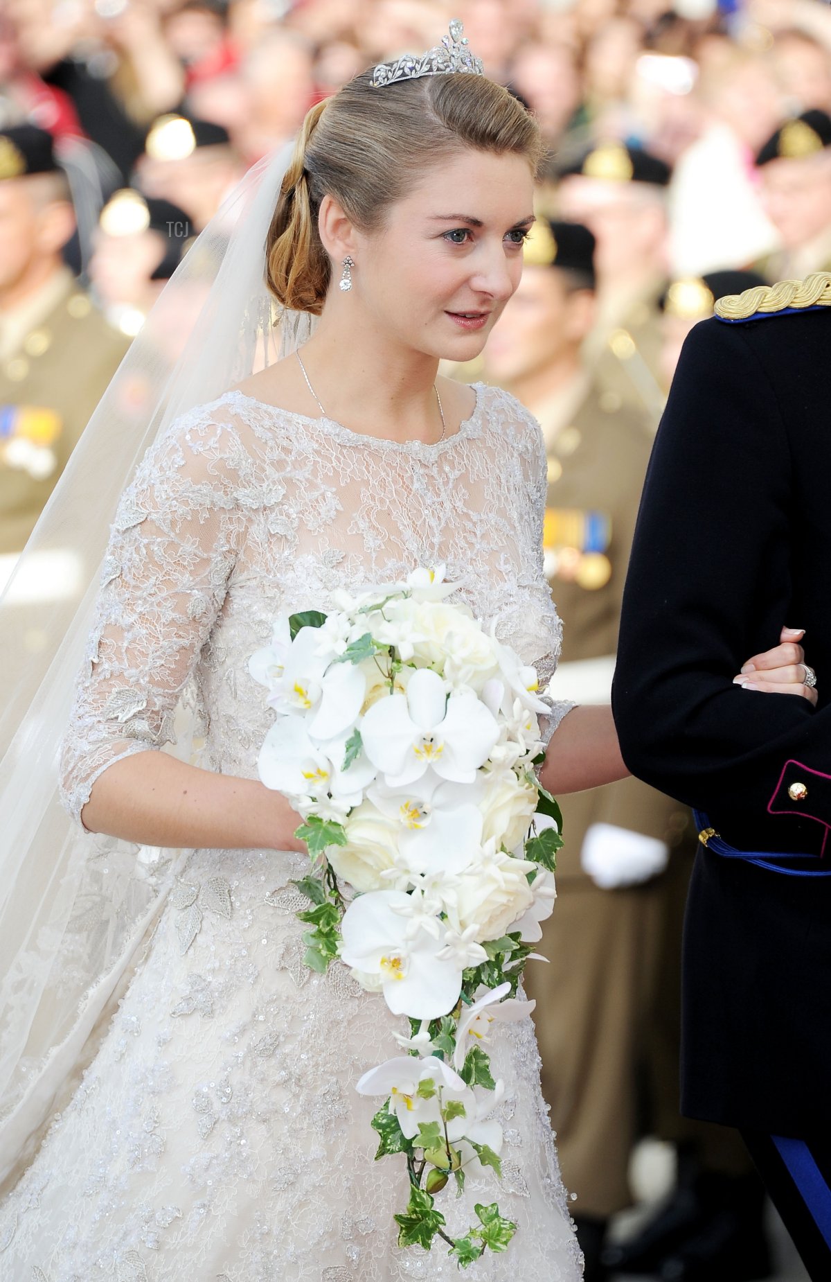 Countess Stephanie de Lannoy arrives for her wedding to Hereditary Grand Duke Guillaume of Luxembourg, October 20, 2012 (Pascal Le Segretain/Getty Images)