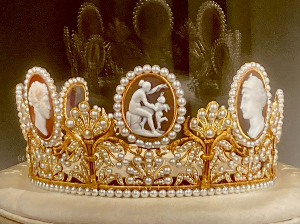 The Cameo Tiara on display at the Royal Palace in Stockholm, part of the Golden Jubilee festivities for King Carl XVI Gustaf of Sweden, 2023 (Photo generously shared with us by Andreas; do not reproduce)