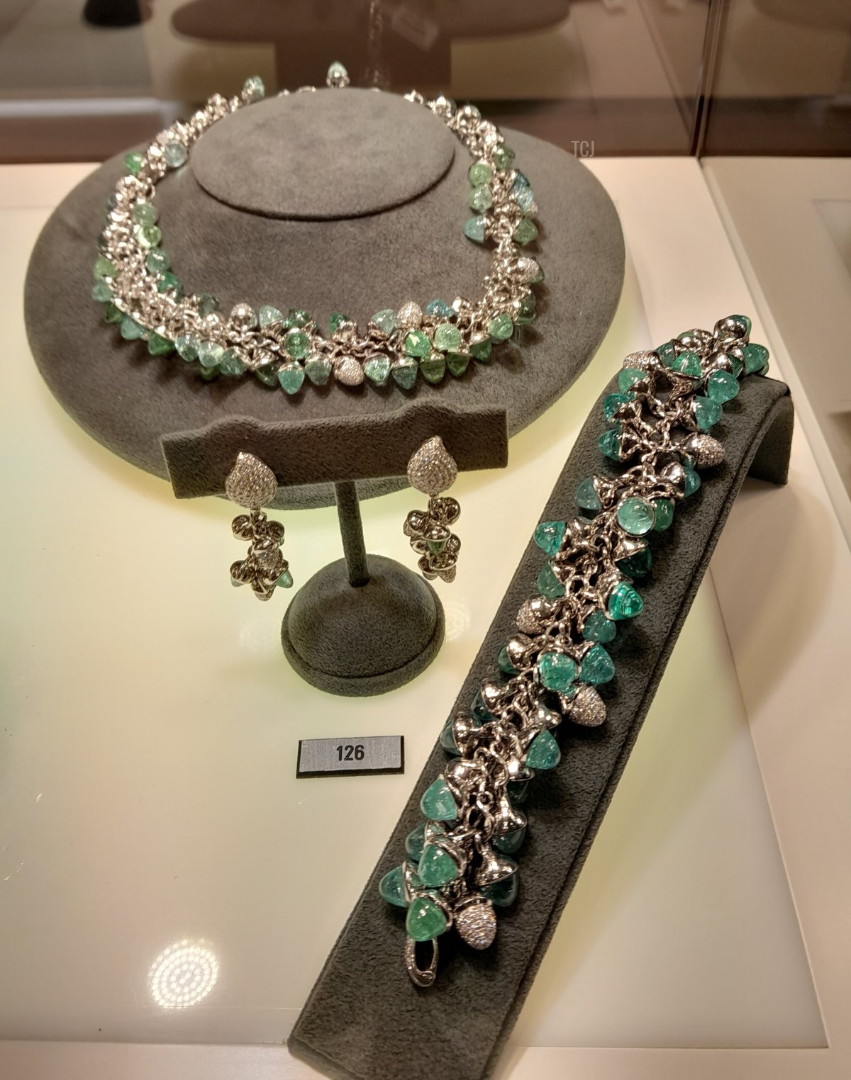 A demi-parure of Tamara Comolli jewels set with diamonds and acorn-shaped paraiba tourmalines, from the Heidi Horten collection sold at Christie's (Photo © Thomas. Do not reproduce.)