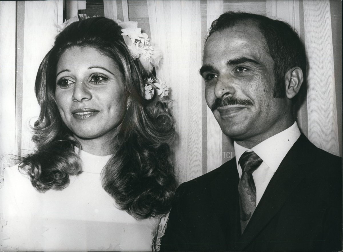 King Hussein and Queen Alia of Jordan on their wedding day in Amman, December 24, 1972 (Keystone Press/Alamy)