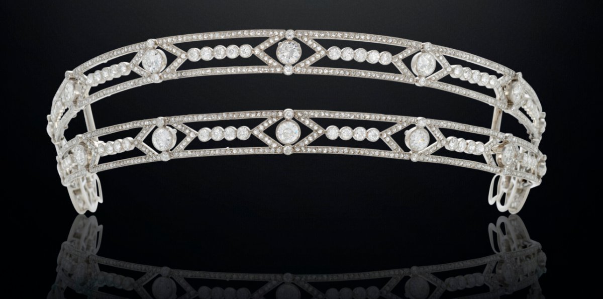 An early 20th century diamond bandeau from Boucheron (Christie's)