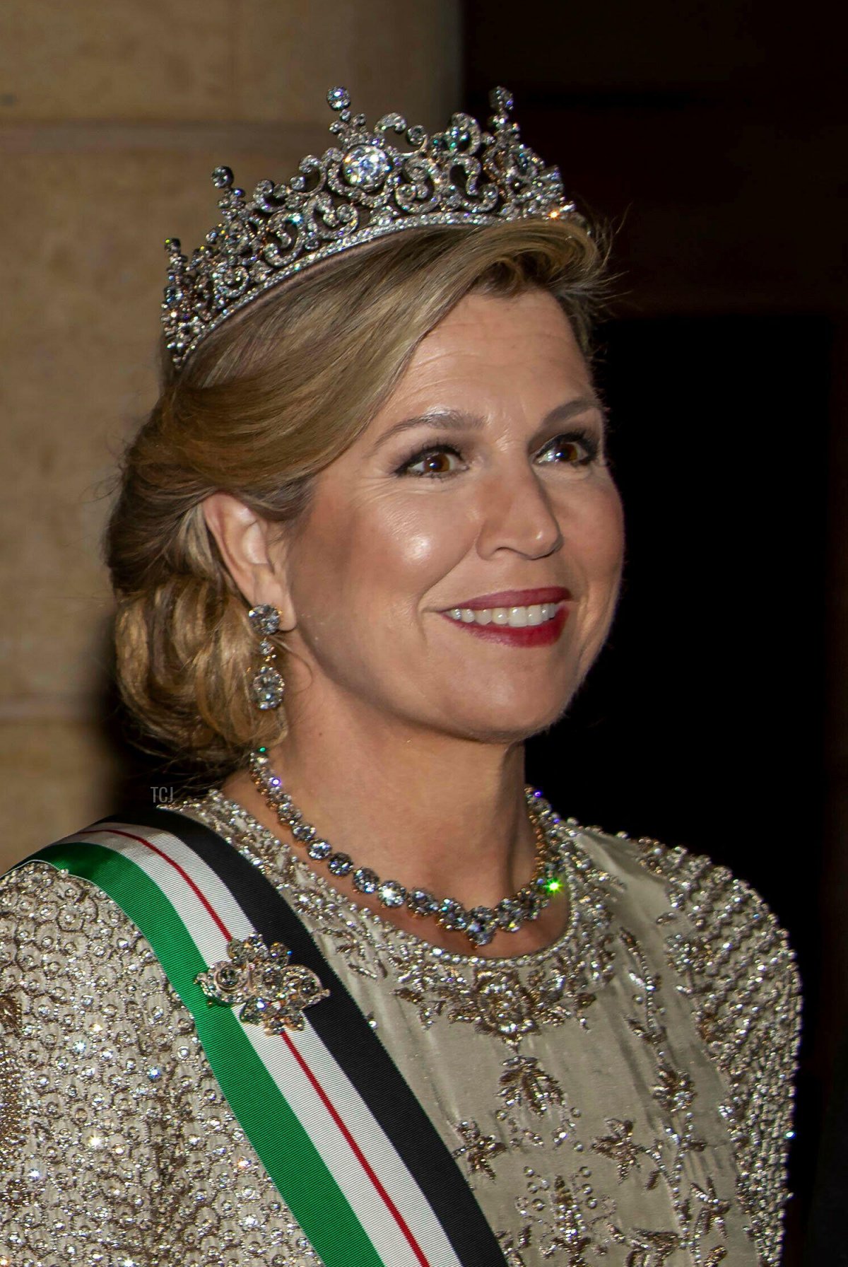 The Queen of the Netherlands leaves her hotel for to the banquet celebrating the wedding of Crown Prince Hussein and Princess Rajwa of Jordan in Amman, June 1, 2023 (Albert Nieboer/DPA Picture Alliance/Alamy)