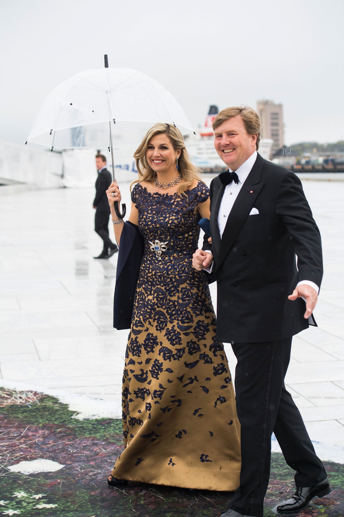 King Willem-Alexander and Queen Máxima of the Netherlands arrive for a gala dinner at the Opera House in Oslo on May 10, 2017, in celebration of the 80th birthdays of King Harald V and Queen Sonja of Norway (JON OLAV NESVOLD/AFP via Getty Images)