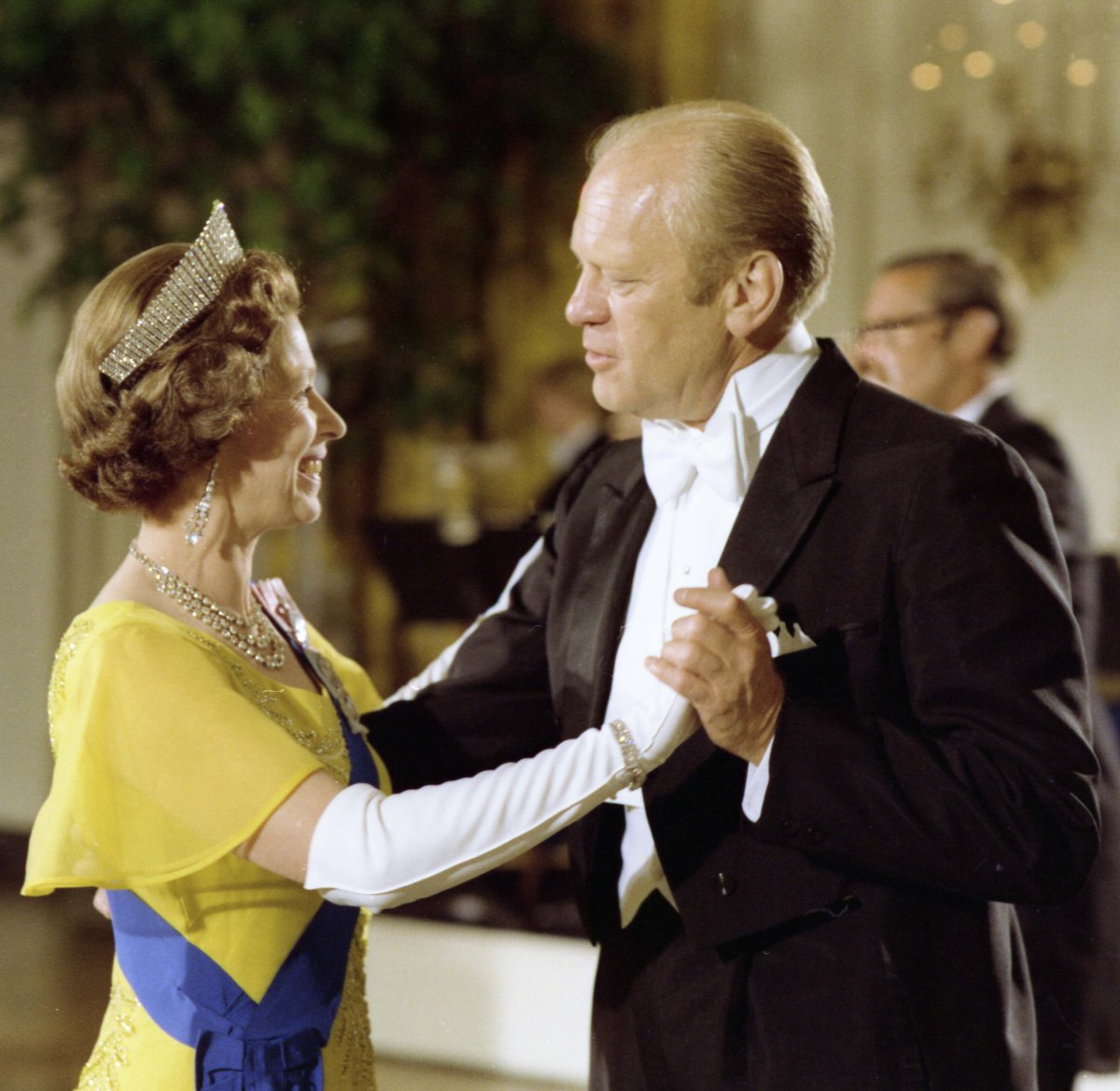 Queen Elizabeth II and President Ford dance after a state dinner at the White House in Washington, D.C., July 7, 1976 (National Archives and Records Administration/Wikimedia Commons)