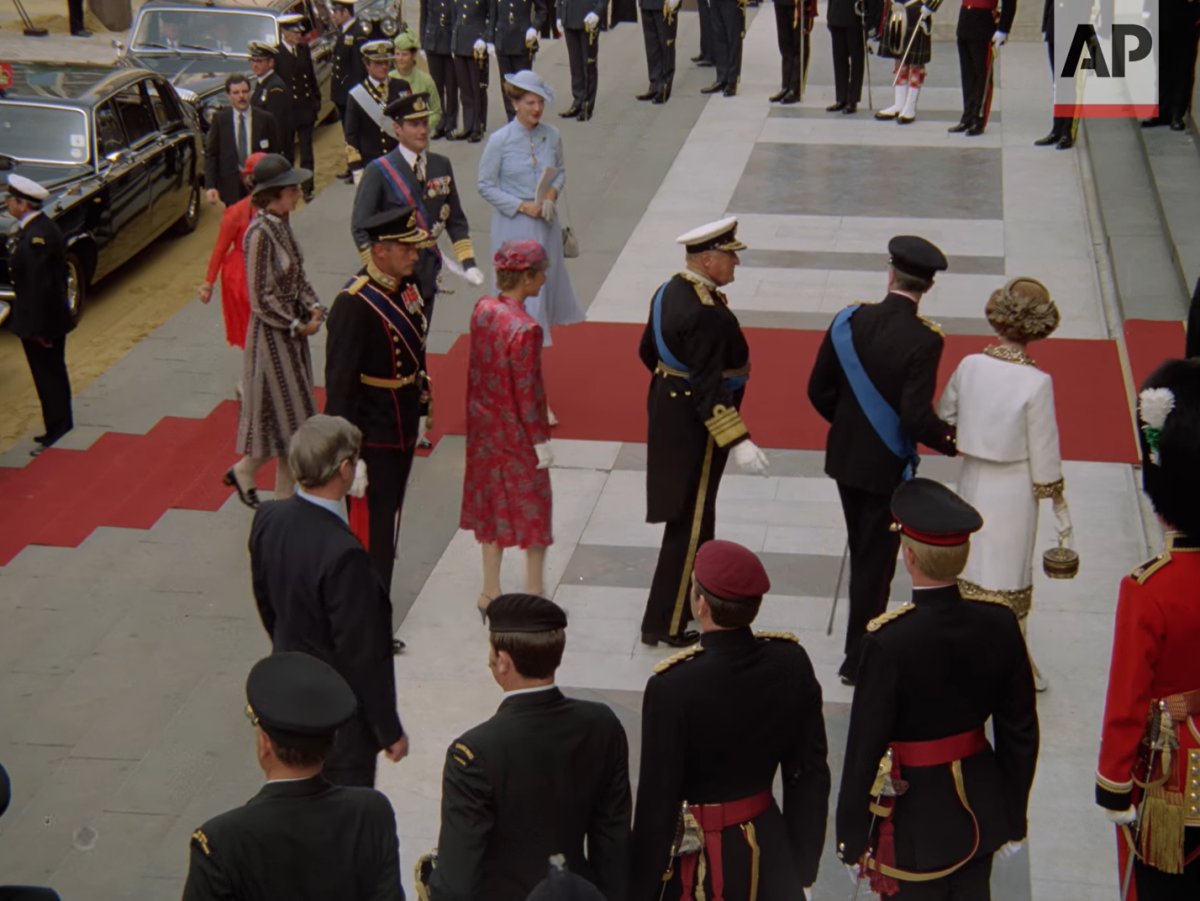 Foreign royal guests arrive at St. Paul's Cathedral in London for the wedding of the Prince of Wales and Lady Diana Spencer, July 29, 1981 (screencapture)