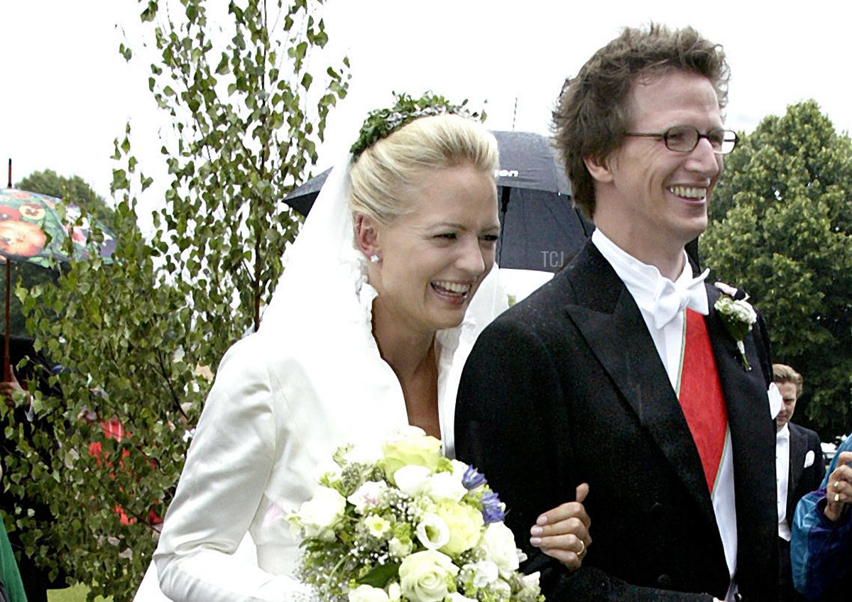 Prince Manuel of Bavaria and Princess Anna of Sayn-Wittgenstein-Berleburg are pictured on their wedding day in Stigtomta, Sweden, 6 August 2005 (Albert Nieboer/DPA Picture Alliance Archive/Alamy)