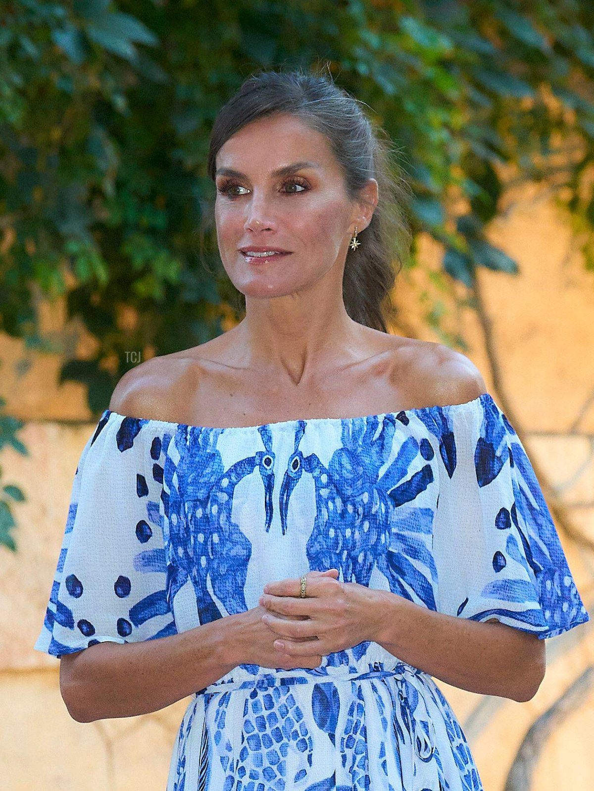 Queen Letizia of Spain attends a dinner for local authorities at Marivent Palace in Palma de Mallorca on August 3, 2023 (Jack Abuin/ZUMA Press/Alamy)