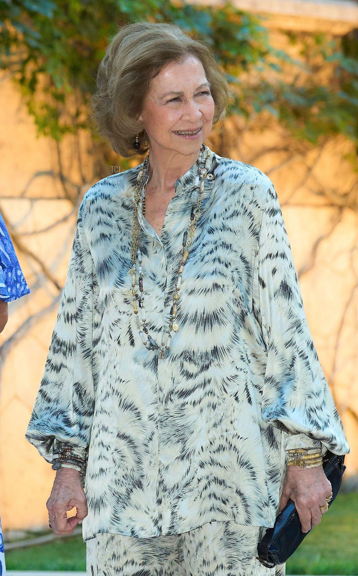 Queen Sofia of Spain attends a dinner for local authorities at Marivent Palace in Palma de Mallorca on August 3, 2023 (Jack Abuin/ZUMA Press/Alamy)