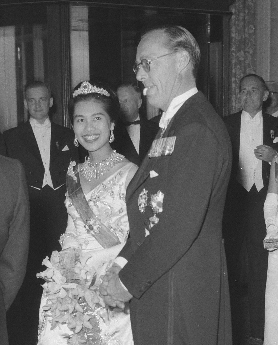 Prince Bernhard of the Netherlands and Queen Sirikit of Thailand attend a gala concert in The Hague on October 25, 1960 (Harry Pot/Anefo/Nationaal Archief/Wikimedia Commons)
