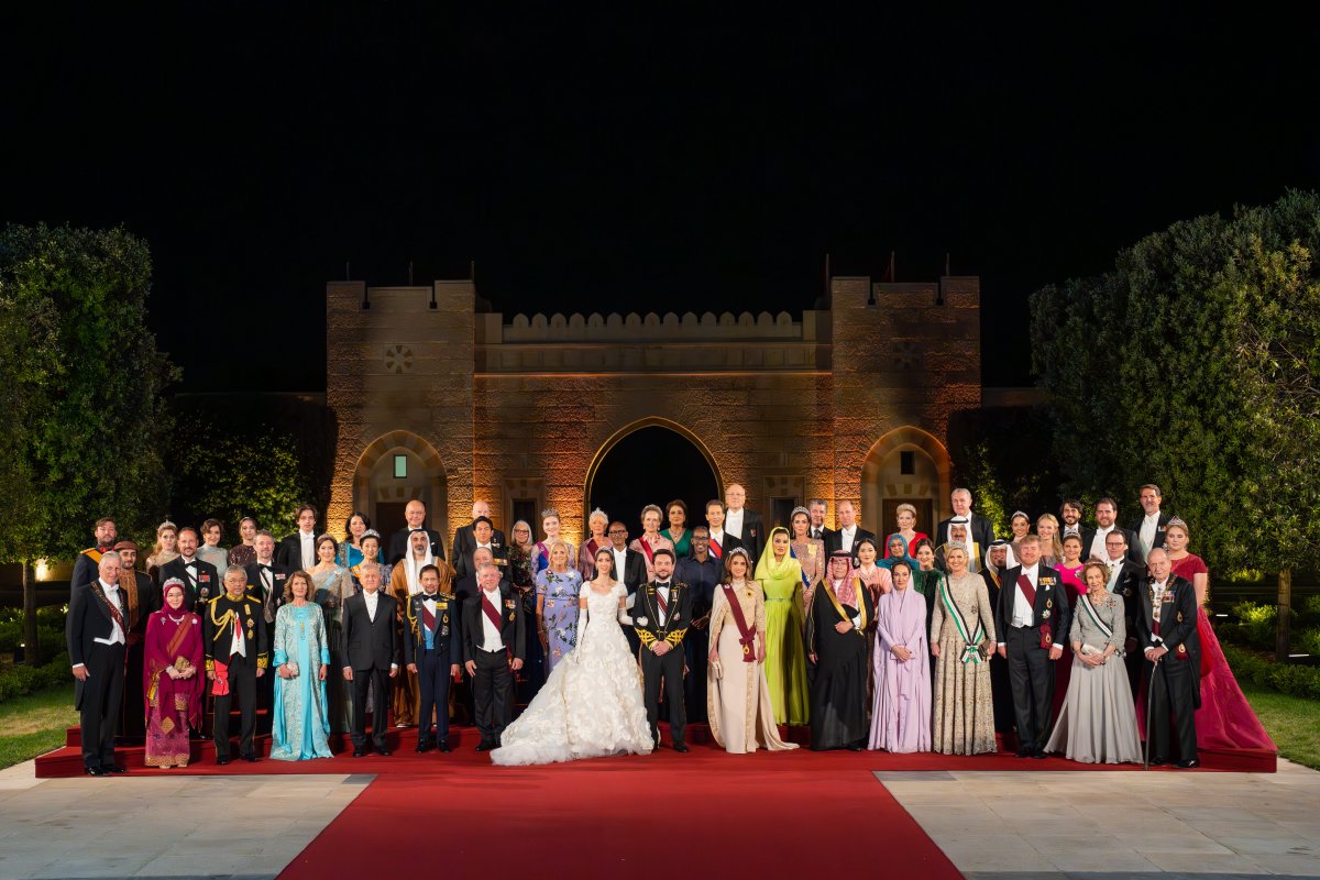 Royal guests attend a banquet celebrating the wedding of Crown Prince Hussein and Princess Rajwa of Jordan in Amman on June 1, 2023 (Royal Hashemite Court)