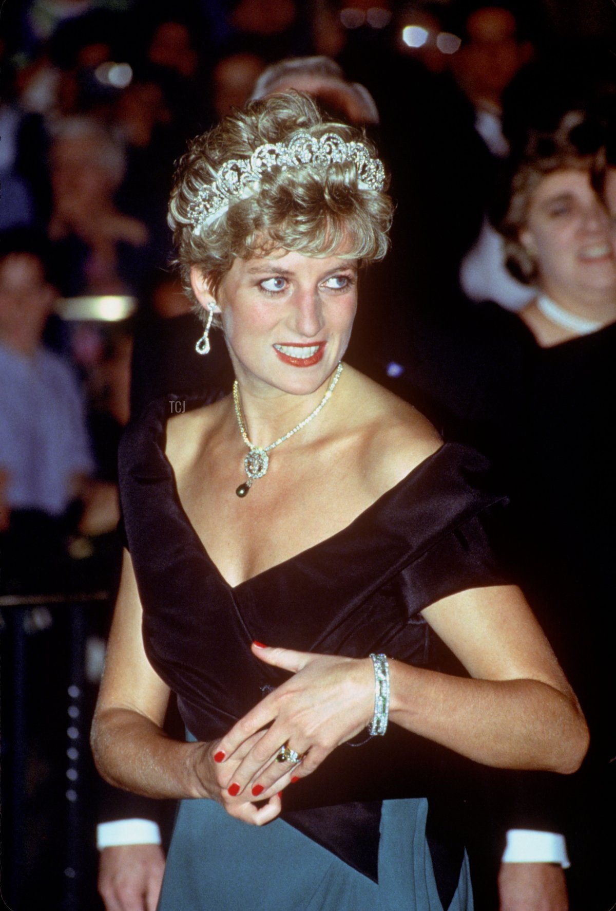 The Princess of Wales attends a dinner at the Royal York Hotel in Toronto during a royal tour of Canada, October 26, 1991 (Lionel Cherruault Royal Picture Library/Alamy)
